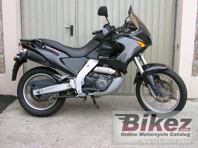 Big nymous user. pegaso 600 picture and wallpaper from Bikez.com